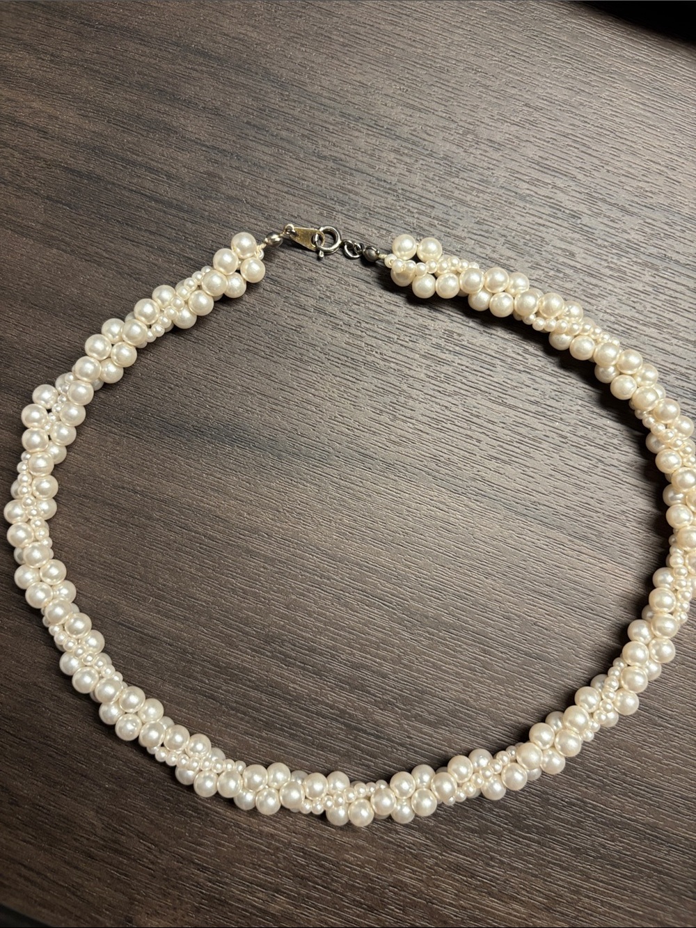 Vintage Costume Jewelry Elegant Pearl Cluster Necklace - White -